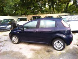 Schwarz Gebraucht 2011 Fiat Punto Active Kleinwagen | 1.550 € (Superpreis)
