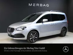 Helvinsilber metallic Gebraucht 2023 Mercedes T180 Progressive Van / Kleinbus | 27.330 € (Fairer Preis)