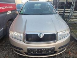 Silber Gebraucht 2005 Skoda Fabia Classic Kombi | 2.999 € (Fairer Preis)