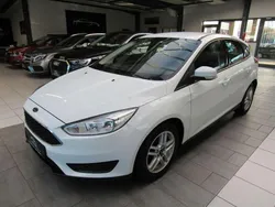 Weiß Gebraucht 2018 Ford Focus Trend Limousine | 8.900 € (Fairer Preis)