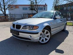 Silber Gebraucht 2004 BMW 318 Limousine | 2.290 € (Fairer Preis)