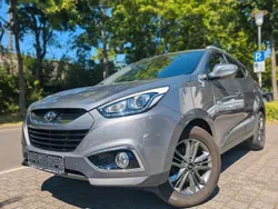 Grau Gebraucht 2015 Hyundai ix35 Finale SUV | 10.994 € (Fairer Preis)
