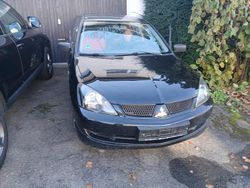 Schwarz Gebraucht 2006 Mitsubishi Lancer Kombi | 1.150 €