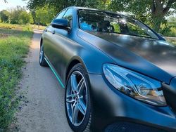 Schwarz Gebraucht 2016 Mercedes E220 Limousine | 20.999 €