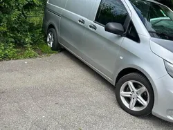 Silber Gebraucht 2015 Mercedes Vito Van / Kleinbus | 12.500 €