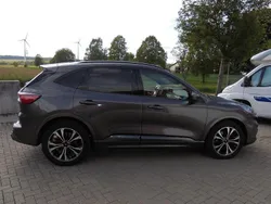 Grau Gebraucht 2020 Ford Kuga ST-Line SUV | 22.999 € (Fairer Preis)
