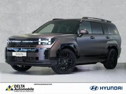Magnetic grey metallic Neu 2024 Hyundai Santa Fe Blackline SUV | 53.980 €