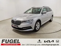 Brilliantsilber metallic Gebraucht 2022 Skoda Superb Ambition Kombi | 25.899 € (Guter Preis)