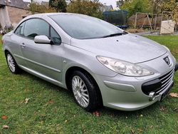 Silber Gebraucht 2006 Peugeot 307 CC Cabrio | 3.000 € (Etwas zu teuer)