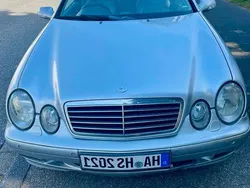 Beige Gebraucht 2001 Mercedes CLK230 Coupé | 2.700 € (Guter Preis)