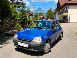 Blau Gebraucht 1997 Renault Clio Limousine | 2.500 €