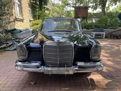 Schwarz Gebraucht 1963 Mercedes 220 SE Cabrio | 150.000 €