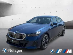 Phytonicblau metallic Gebraucht 2024 BMW 520 M Sport Limousine | 59.900 € (Fairer Preis)
