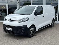 Weiß Gebraucht 2020 Citroën Jumpy Van / Kleinbus | 16.799 € (Fairer Preis)