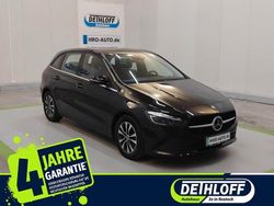 Schwarz Gebraucht 2023 Mercedes B180 Van / Kleinbus | 26.900 € (Guter Preis)
