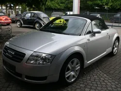 Silber Gebraucht 2004 Audi TT Roadster Cabrio | 9.500 € (Etwas zu teuer)