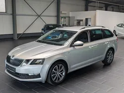 Silber Gebraucht 2020 Skoda Octavia Soleil Kombi | 19.900 € (Fairer Preis)