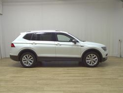 Weiss Gebraucht 2020 VW Tiguan Allspace Highline SUV | 23.980 € (Fairer Preis)