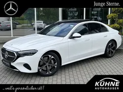 Weiß Gebraucht 2024 Mercedes E400 Limousine | 53.800 €