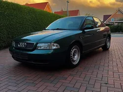 Grün Gebraucht 1998 Audi A4 Limousine | 1.250 € (Fairer Preis)
