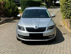 Silber Gebraucht 2015 Skoda Octavia Style Kombi | 7.500 € (Superpreis)