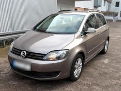 Braun Gebraucht 2013 VW Golf Comfortline Limousine | 7.890 € (Superpreis)