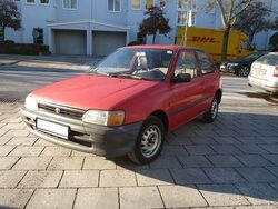 Rot Gebraucht 1994 Toyota Starlet Kleinwagen | 300 €