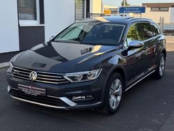 Grau Gebraucht 2015 VW Passat Alltrack Kombi | 13.700 € (Fairer Preis)
