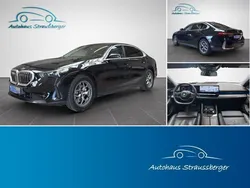 Schwarz Gebraucht 2024 BMW 520 Comfort Edition Limousine | 49.590 € (Guter Preis)