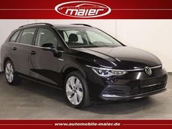 Deep black perleffekt Gebraucht 2022 VW Golf VIII Style Kombi | 24.300 € (Superpreis)