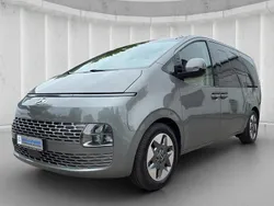 Grau metallic Gebraucht 2023 Hyundai Staria Prime Van | 43.630 € (Fairer Preis)