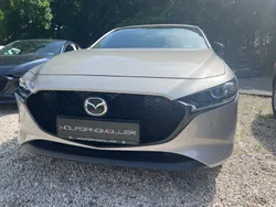 Platinum quartz m Gebraucht 2023 Mazda 3 Limousine | 26.490 € (Etwas zu teuer)