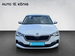 Moonweiss metallic met. Gebraucht 2023 Skoda Scala Style Kleinwagen | 16.890 € (Superpreis)