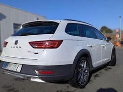 Weiß Gebraucht 2017 Seat Leon X-Perience 4Drive Kombi | 11.750 € (Fairer Preis)