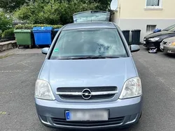 Grau Gebraucht 2006 Opel Meriva Van / Kleinbus | 1.300 € (Guter Preis)