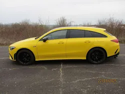 Gelb Gebraucht 2021 Mercedes CLA250e Shooting Brake Kombi | 27.000 € (Guter Preis)