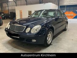 Blau Gebraucht 2002 Mercedes E220 Limousine | 5.990 € (Etwas zu teuer)