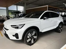 Crystalweiß metallic Gebraucht 2024 Volvo EC40 Ultimate SUV | 37.980 € (Superpreis)
