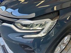 Blau Gebraucht 2022 Renault Captur Zen SUV | 18.850 € (Fairer Preis)