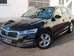 Schwarzmagic perleffekt Gebraucht 2023 Skoda Octavia Ambiente Kombi | 22.990 € (Guter Preis)