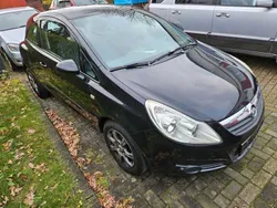 Schwarz Gebraucht 2007 Opel Corsa Edition Kleinwagen | 1.999 €