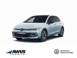 Blau / crystal ice blue (metallic) Gebraucht 2025 VW Golf VIII Goal Limousine | 28.490 € (Guter Preis)