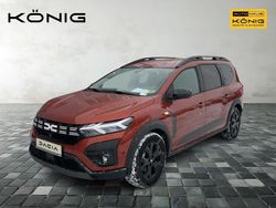 Terracottabraun metallic Gebraucht 2023 Dacia Jogger Extreme Van / Kleinbus | 16.999 € (Superpreis)