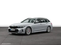 Grau Gebraucht 2024 BMW 330e Kombi | 64.778 €