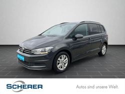 Unitedgrey metallic (metallic) Gebraucht 2019 VW Touran Comfortline Van / Kleinbus | 18.800 € (Superpreis)