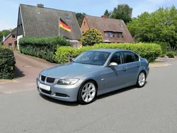 Blau Gebraucht 2005 BMW 330 Performance Limousine | 10.990 € (Etwas zu teuer)
