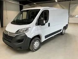 Weiss Gebraucht 2022 Citroën Jumper Van / Kleinbus | 21.990 € (Guter Preis)