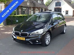 Schwarz Gebraucht 2016 BMW 225 Active Tourer Sport Line Van / Kleinbus | 14.500 € (Etwas zu teuer)
