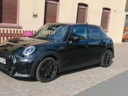 Schwarz Gebraucht 2024 Mini Cooper S Classic Kleinwagen | 30.000 € (Fairer Preis)