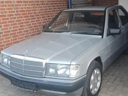 Grau Gebraucht 1989 Mercedes 190 Limousine | 3.299 €